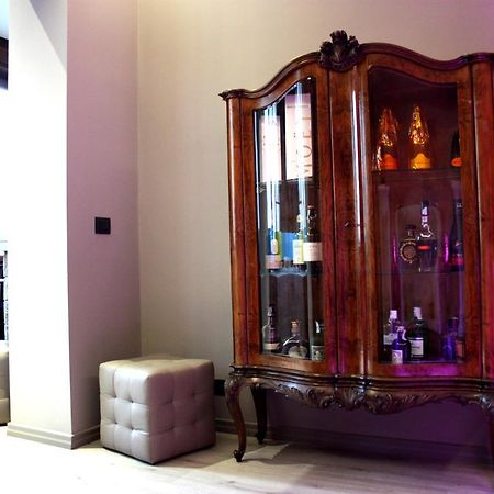 Villa Russo B&B Tradate Bagian luar foto